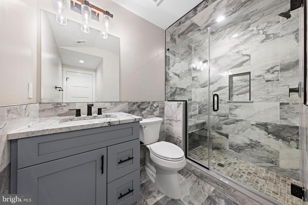 334 W 19TH STREET