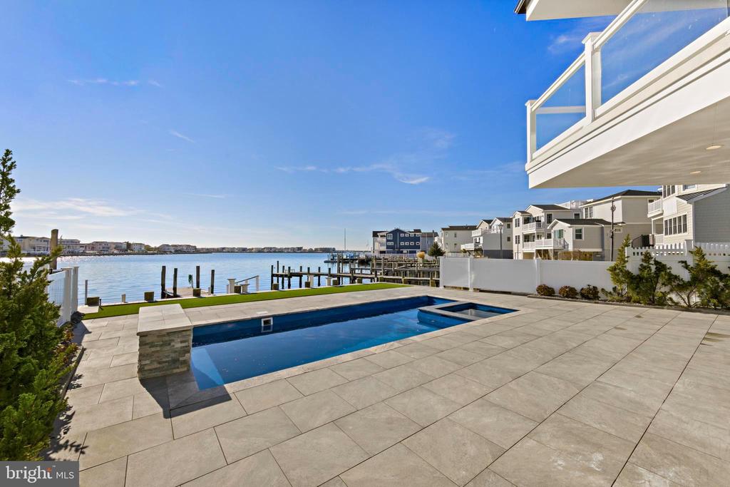 334 W 19TH STREET