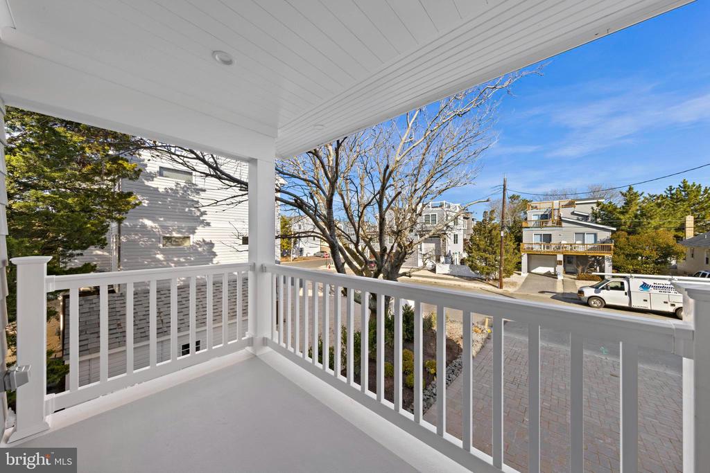 334 W 19TH STREET