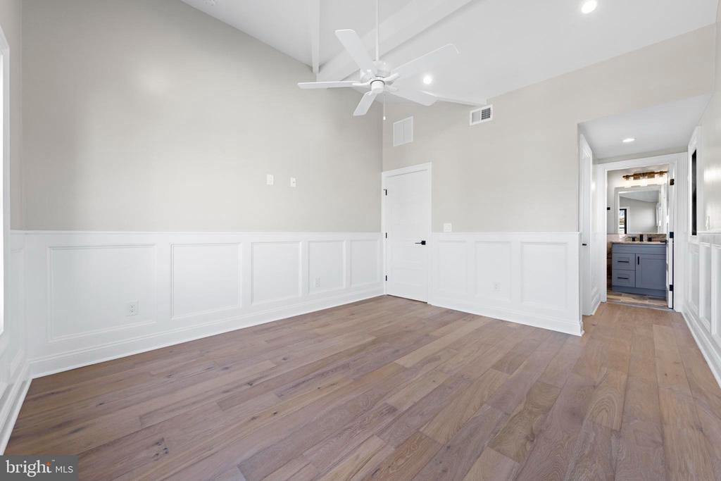 334 W 19TH STREET