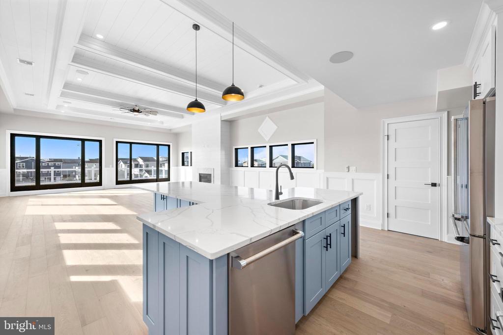 334 W 19TH STREET