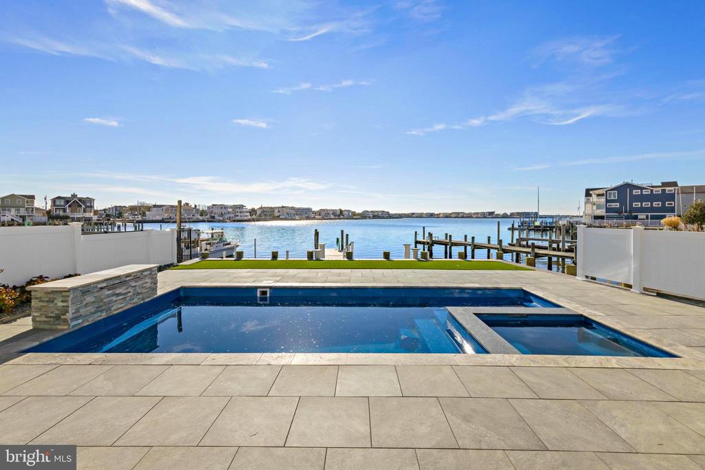 334 W 19TH STREET