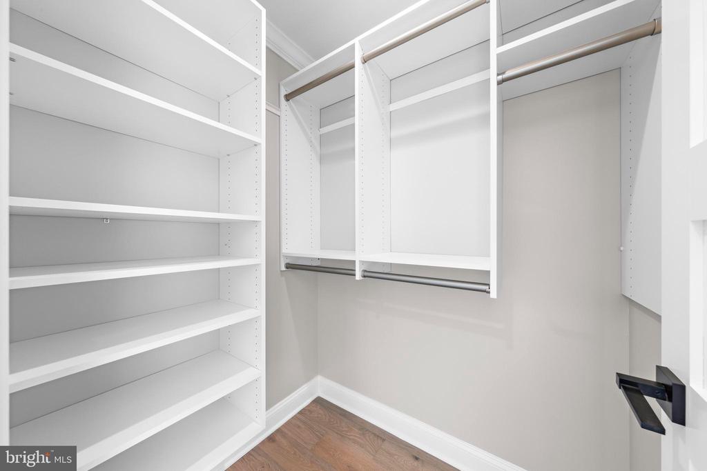 334 W 19TH STREET