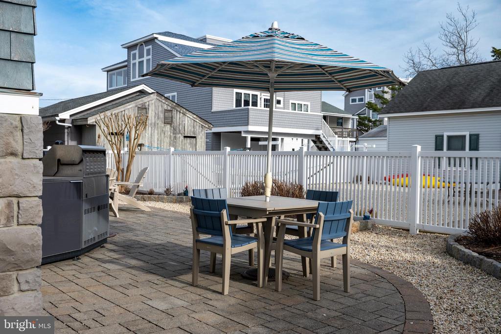 1506 N BARNEGAT AVENUE