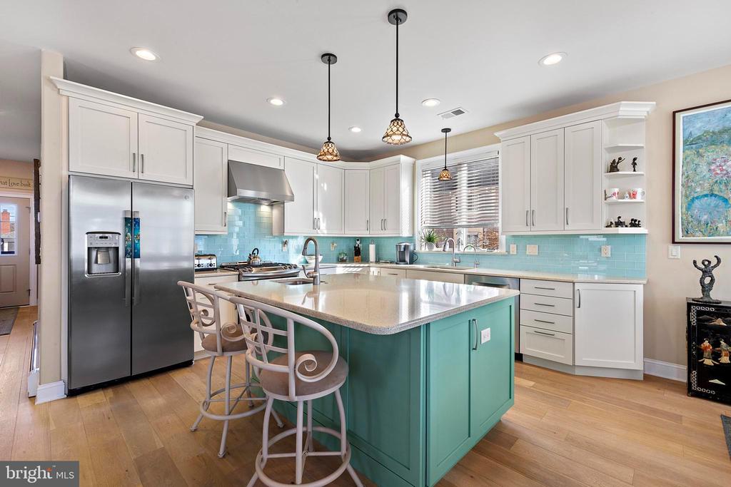 15 E 16TH STREET