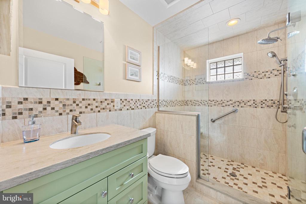 15 E 16TH STREET