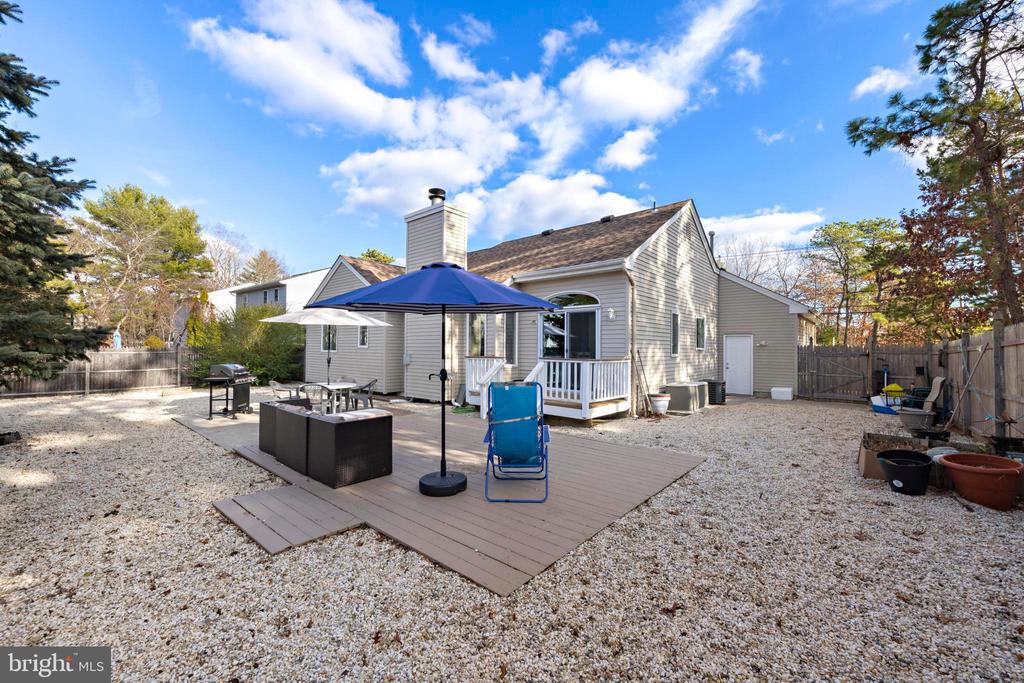 60 LIGHTHOUSE DRIVE