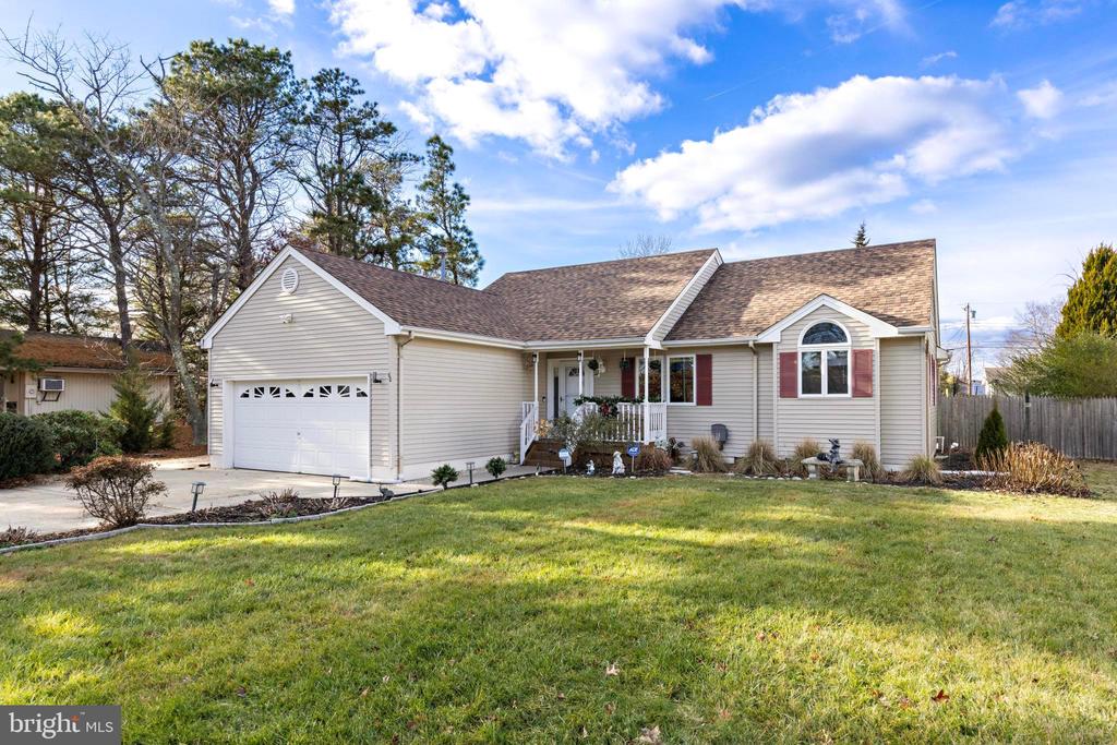 60 LIGHTHOUSE DRIVE