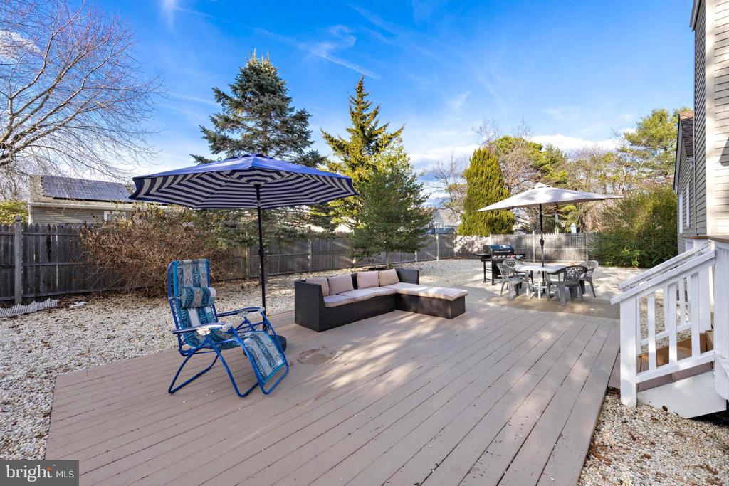 60 LIGHTHOUSE DRIVE