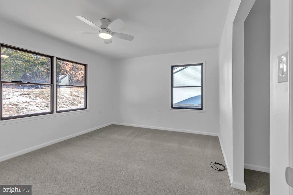 4 CEDAR AVENUE