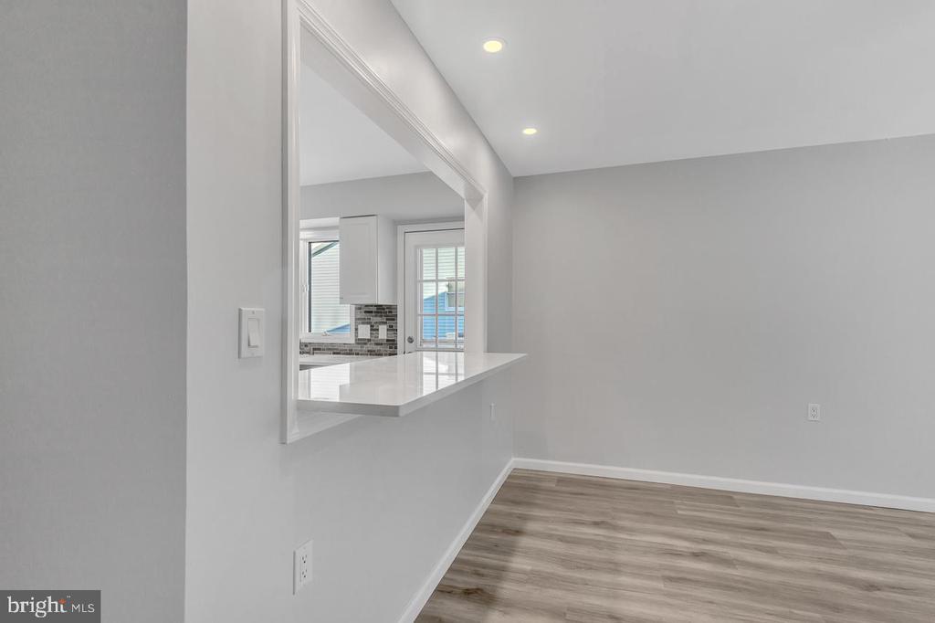4 CEDAR AVENUE