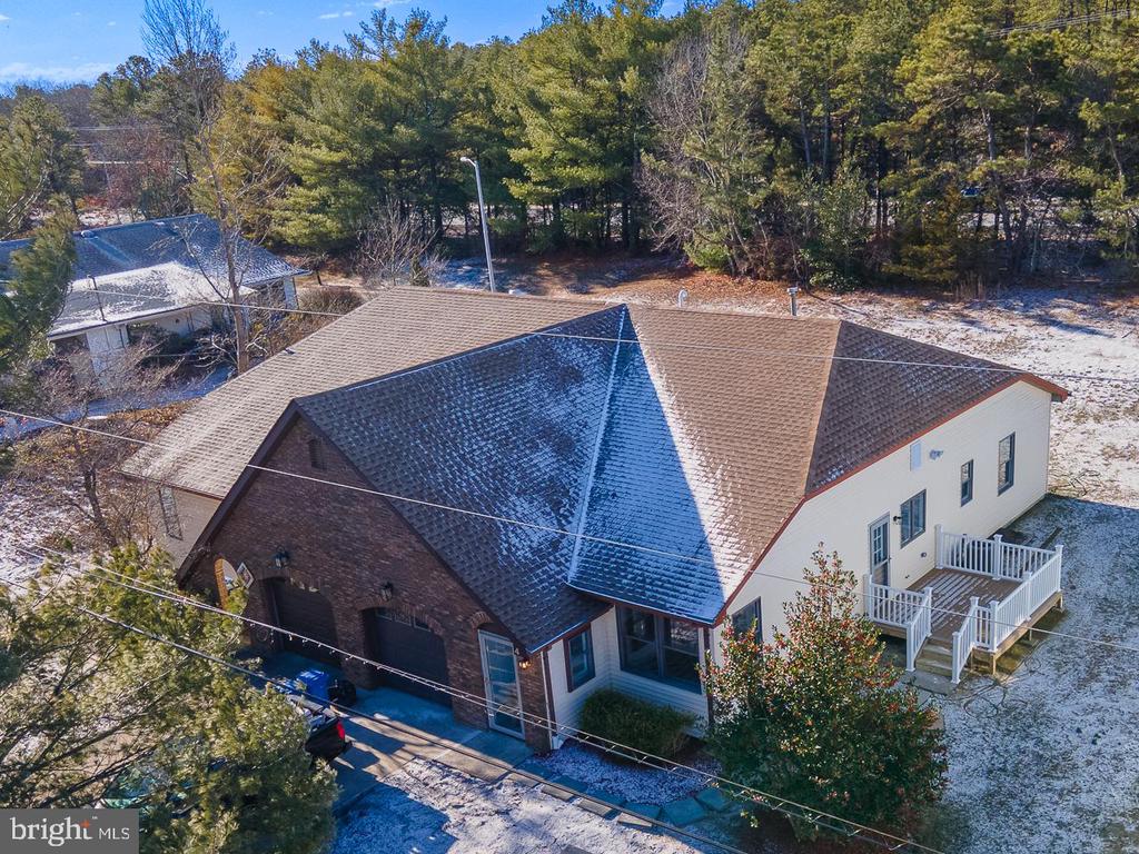 4 CEDAR AVENUE
