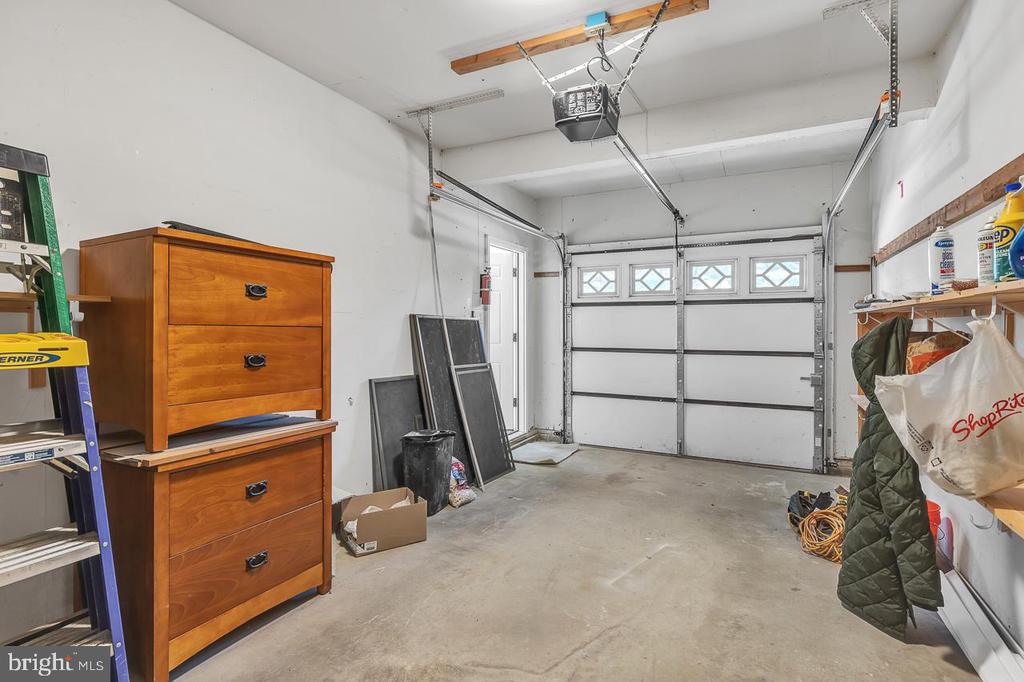 4 CEDAR AVENUE