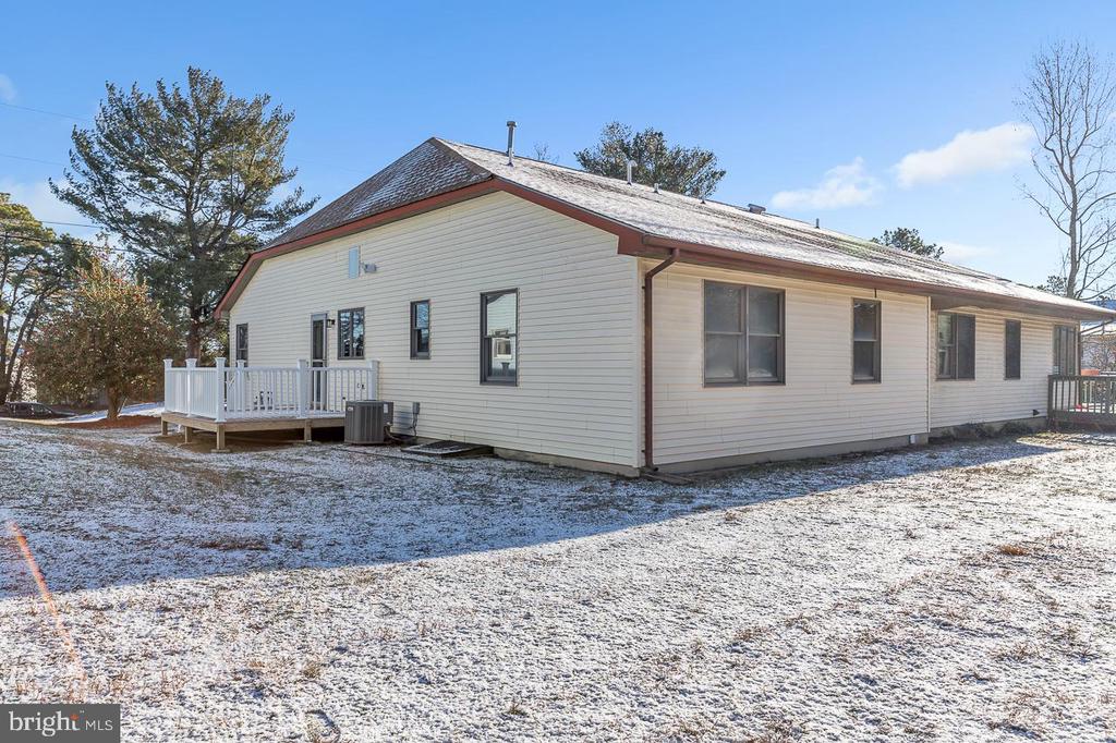 4 CEDAR AVENUE