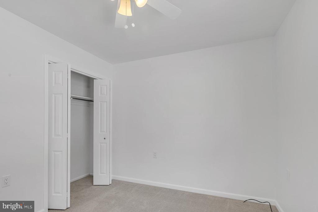 4 CEDAR AVENUE