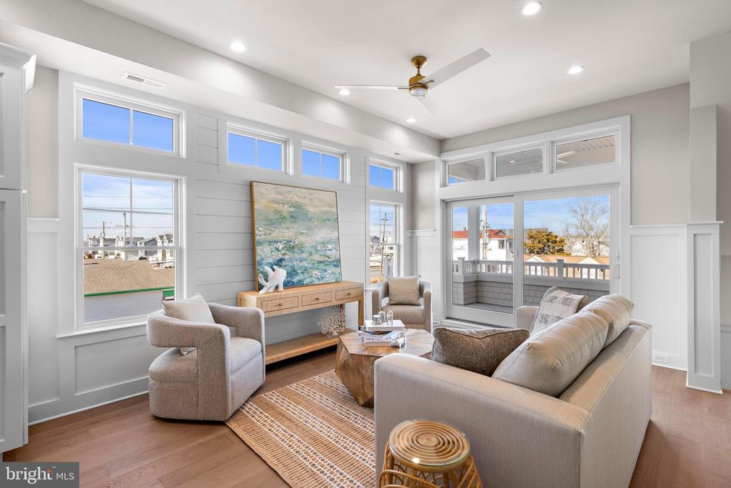4 E 19TH STREET Unit: B