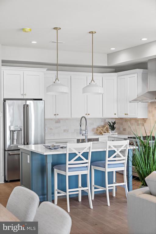 4 E 19TH STREET Unit: B