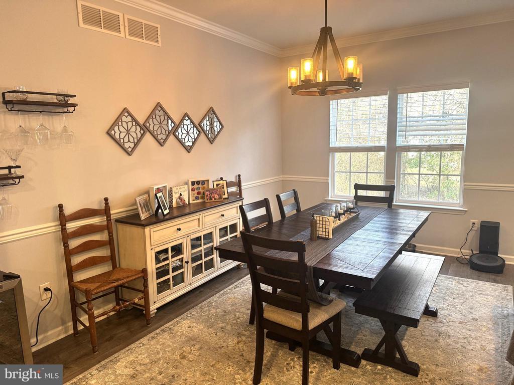 19 OCEAN BREEZE COURT