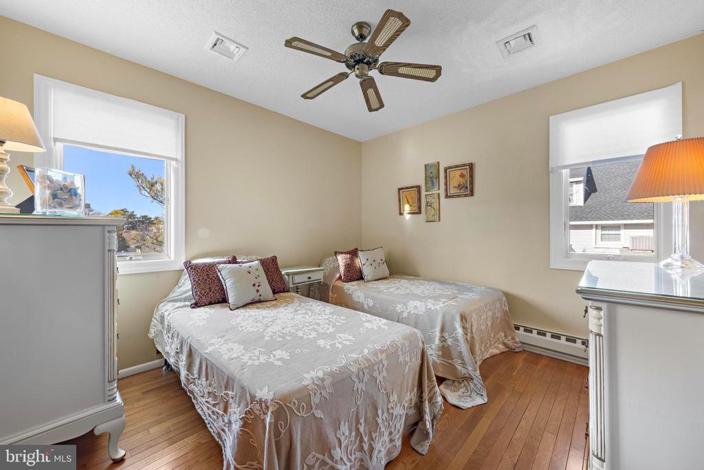 109 W NEW JERSEY AVENUE