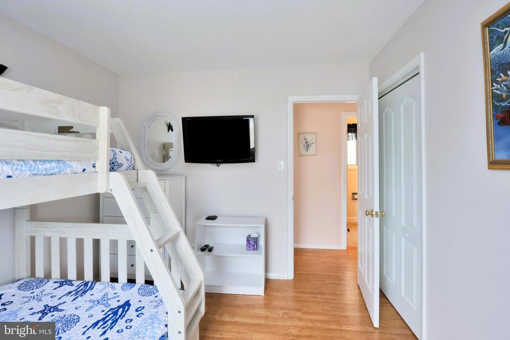 3601 LONG BEACH BLVD. Unit: 11