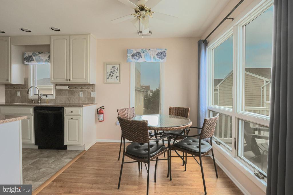 3601 LONG BEACH BLVD. Unit: 11
