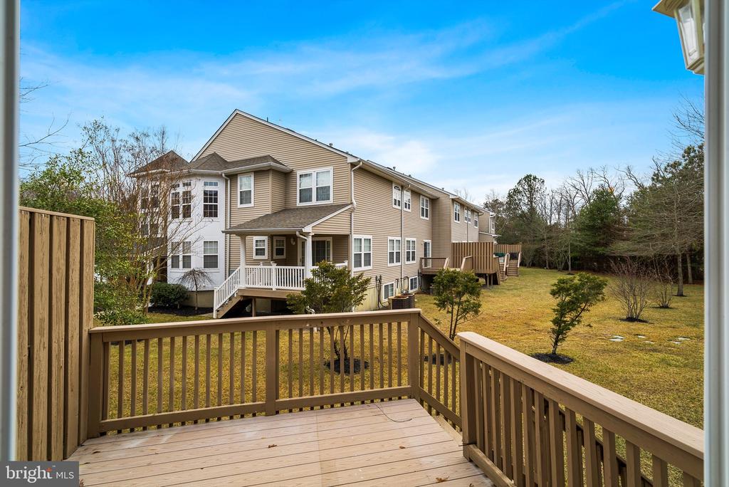 10 SEA BREEZE COURT