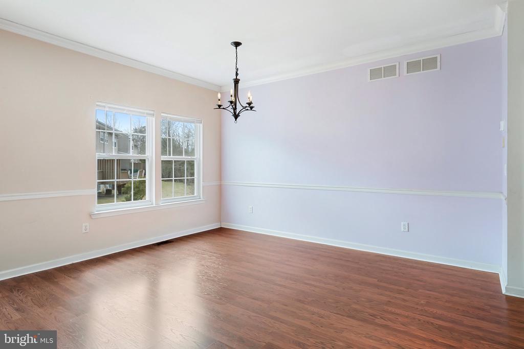 10 SEA BREEZE COURT