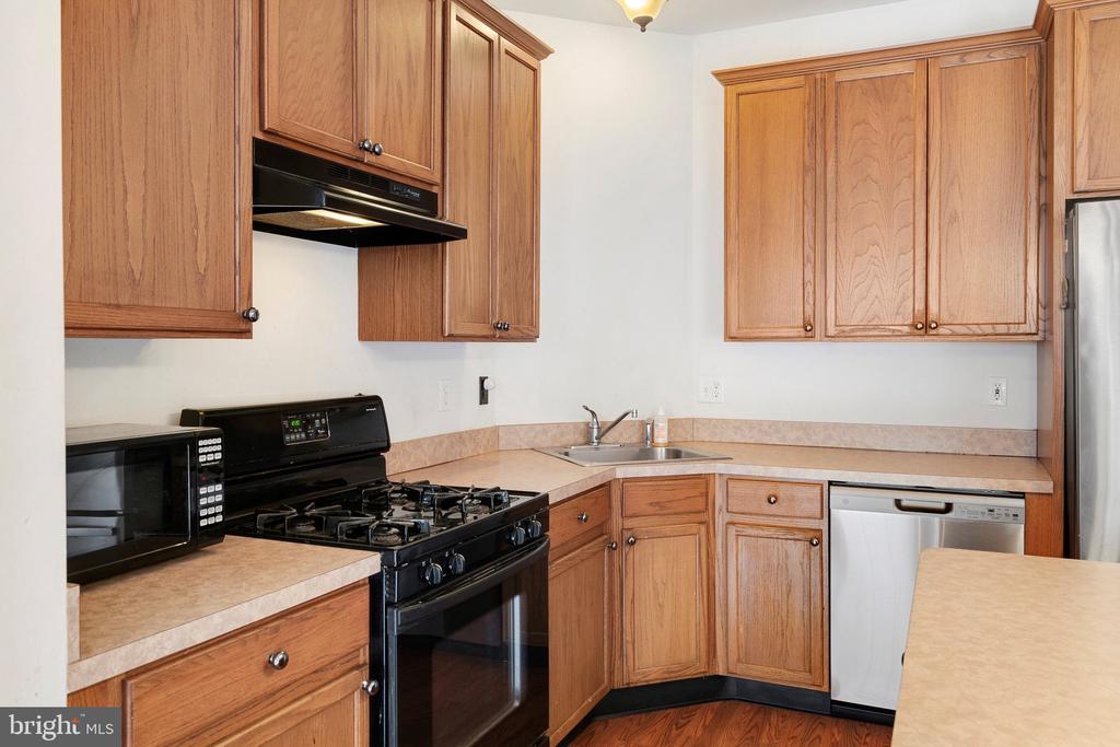 10 SEA BREEZE COURT