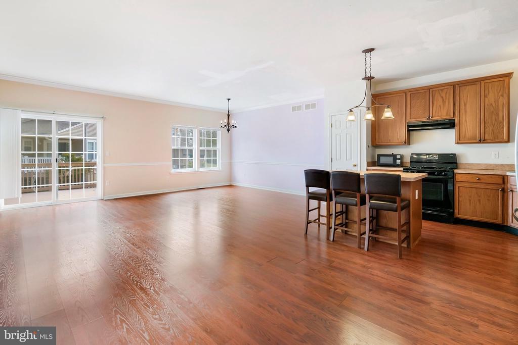 10 SEA BREEZE COURT