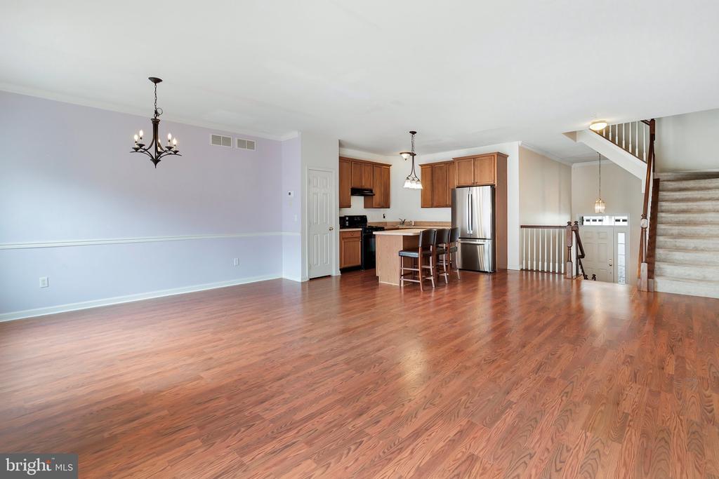 10 SEA BREEZE COURT