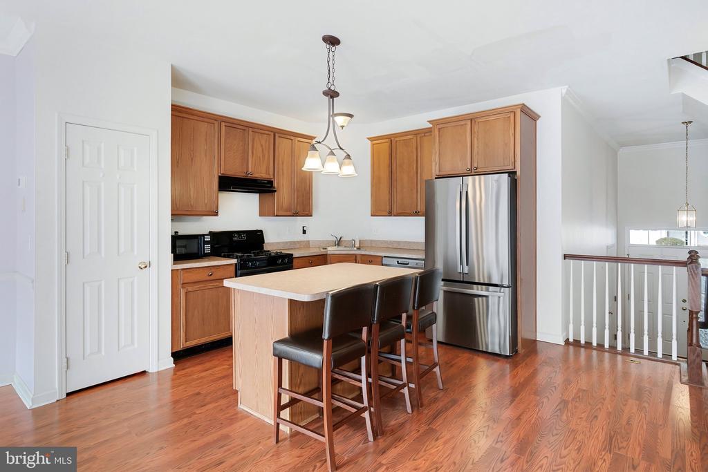 10 SEA BREEZE COURT
