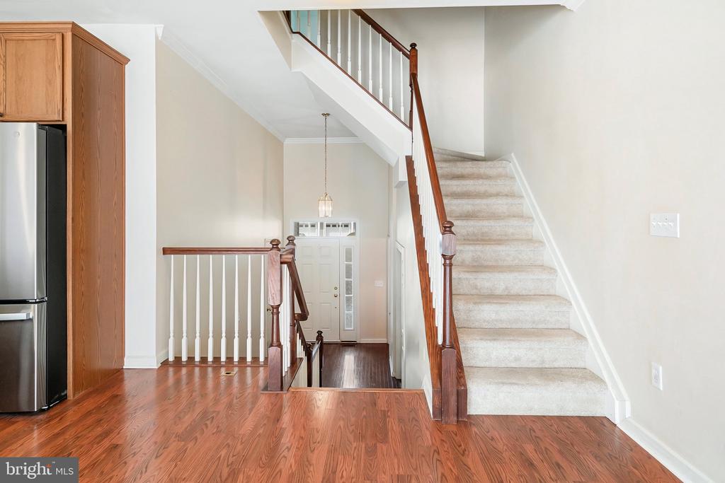 10 SEA BREEZE COURT