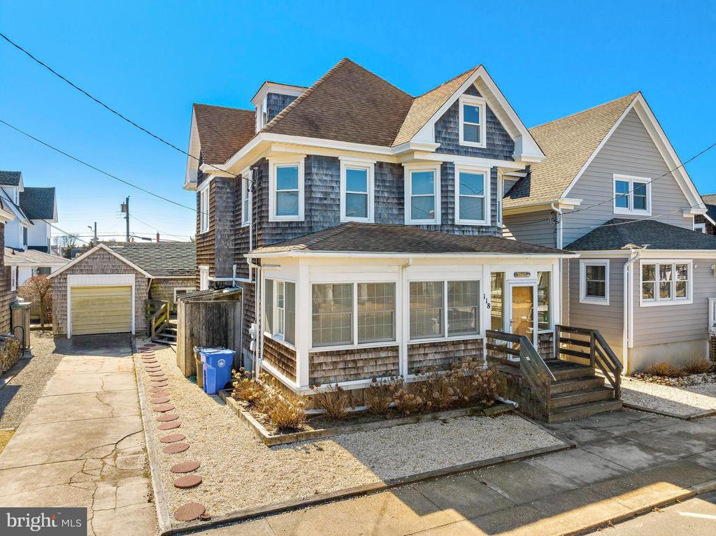 118 FOURTH STREET