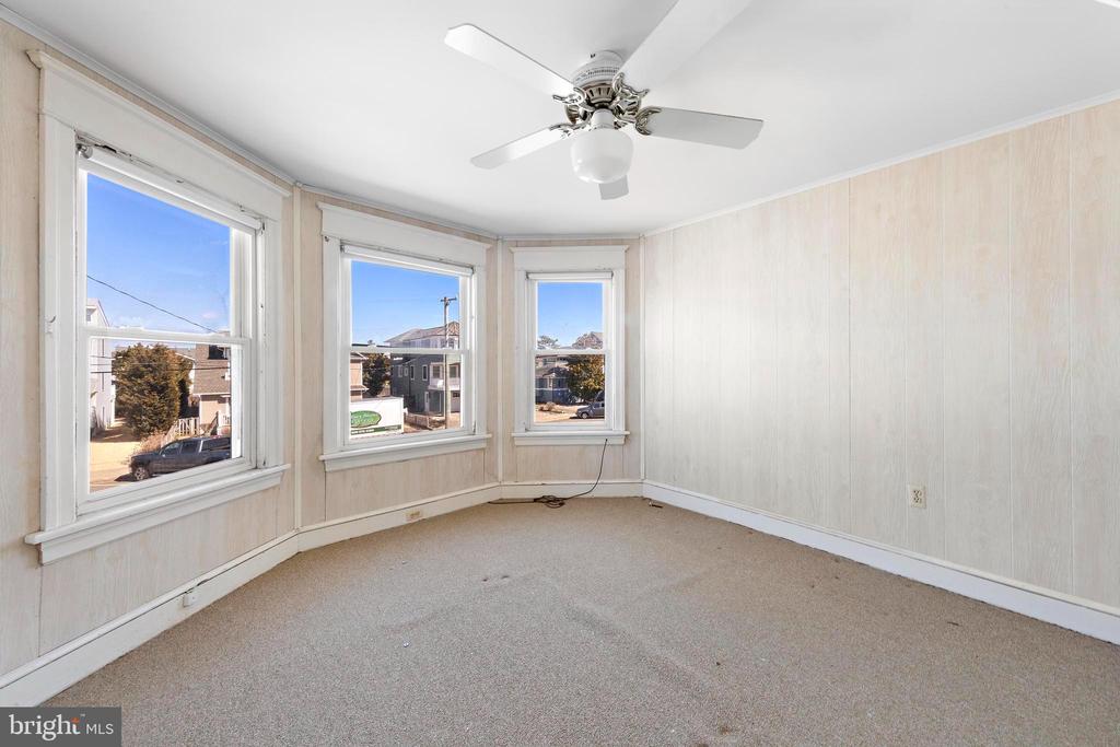 118 FOURTH STREET