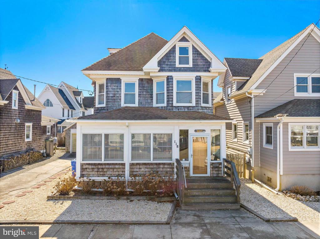 118 FOURTH STREET