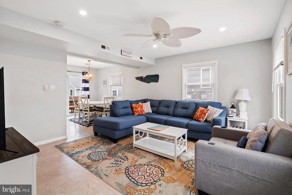 9 CAROLINA AVENUE U2