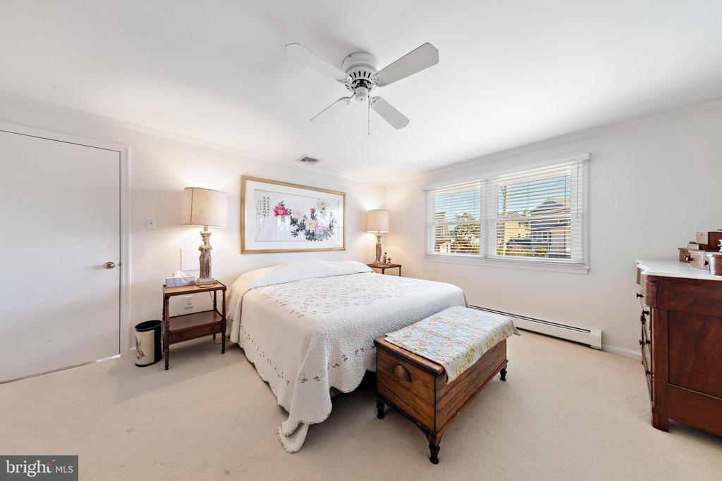 3700 W 38TH STREET