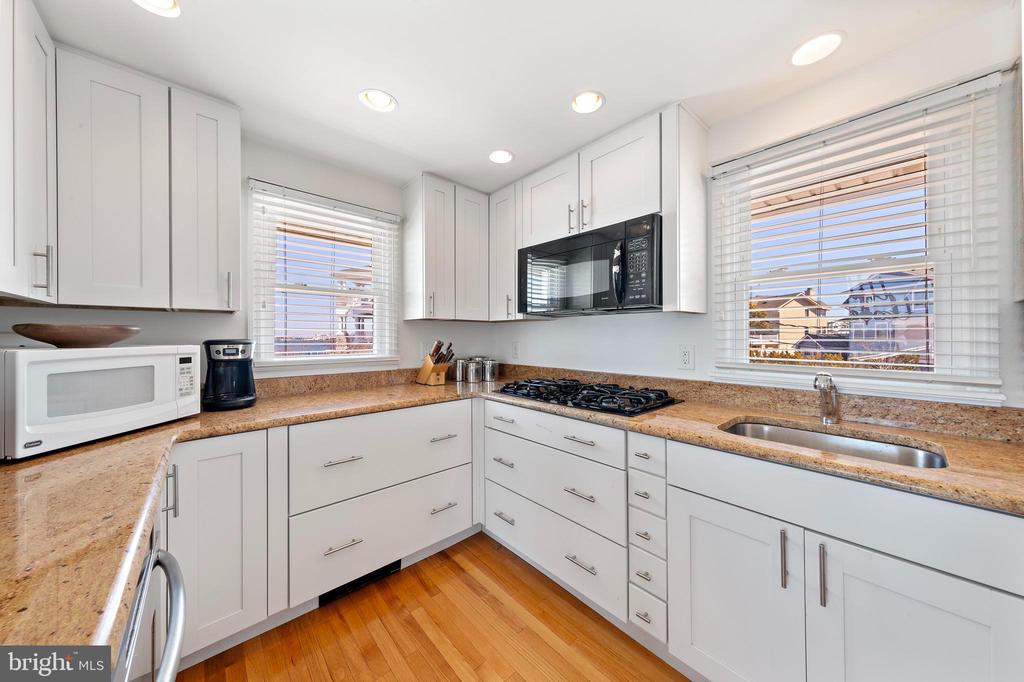 3700 W 38TH STREET