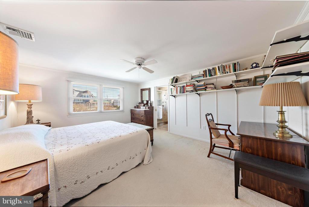 3700 W 38TH STREET