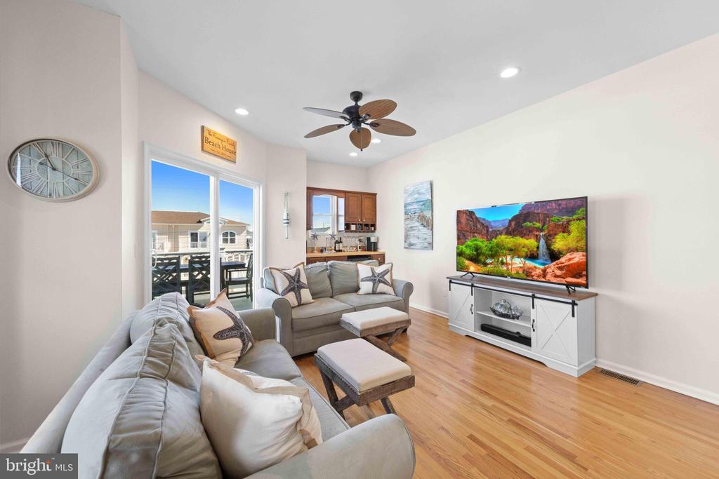 14 E NORTH CAROLINA AVENUE Unit: B