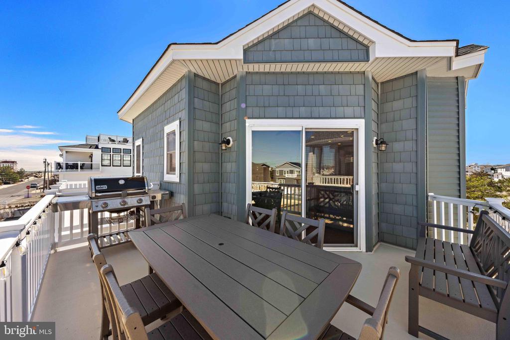 14 E NORTH CAROLINA AVENUE Unit: B