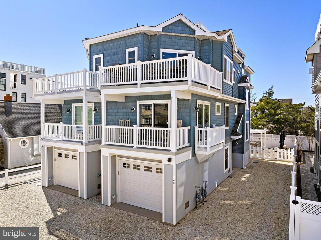 14 E NORTH CAROLINA AVENUE Unit: B