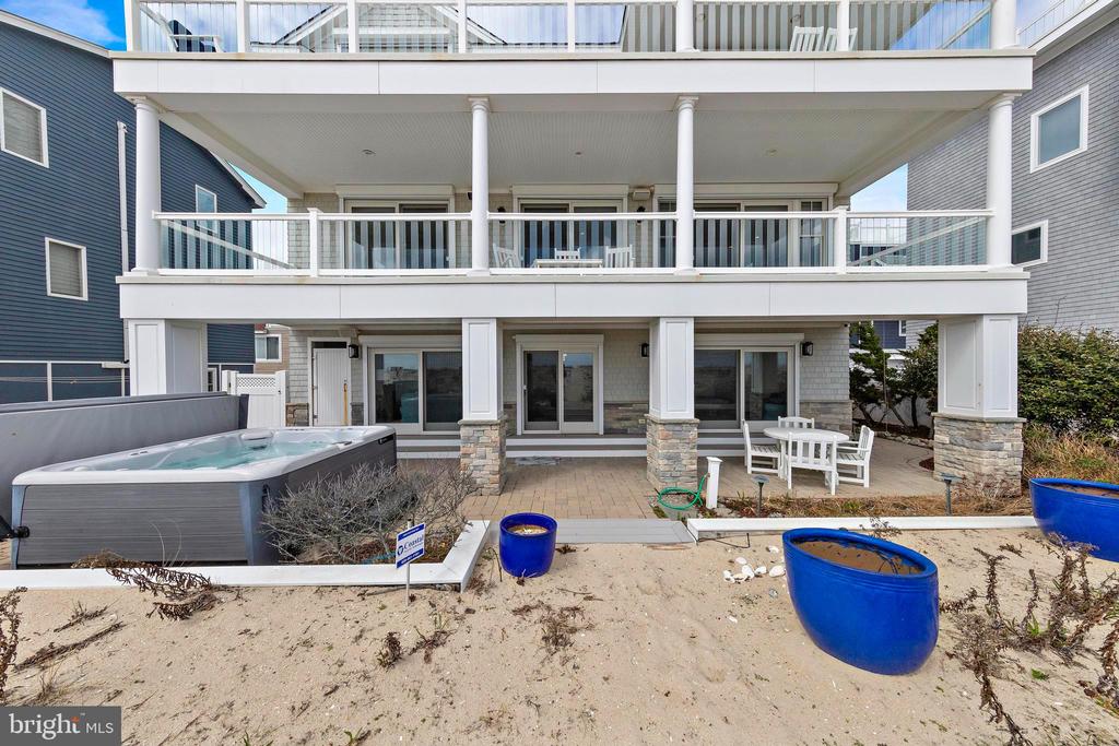 107 E JEANETTE AVENUE