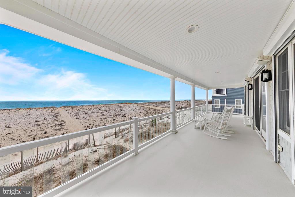 107 E JEANETTE AVENUE