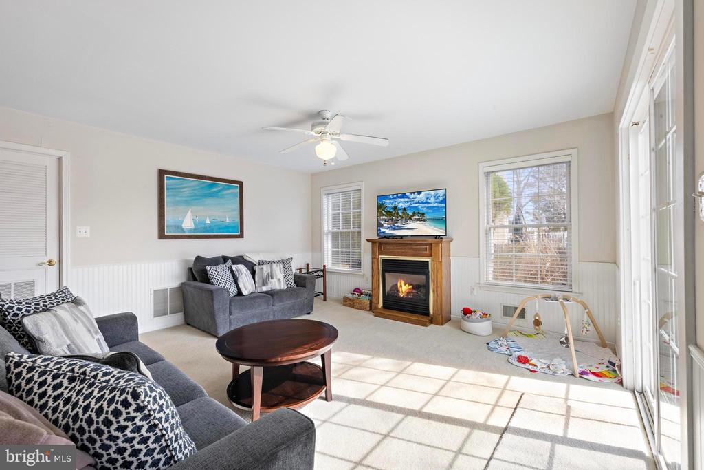 203 RIPTIDE AVENUE