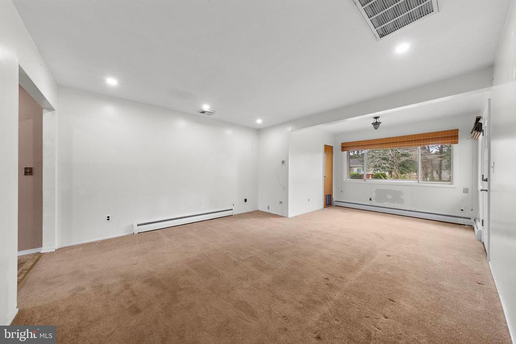 14 B HERON STREET S