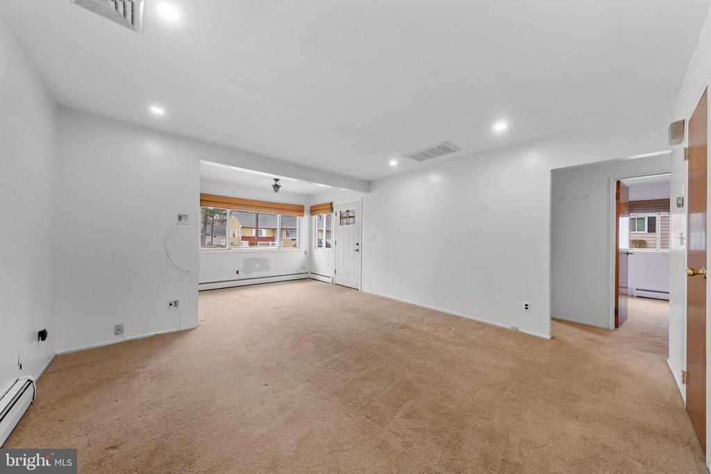 14 B HERON STREET S