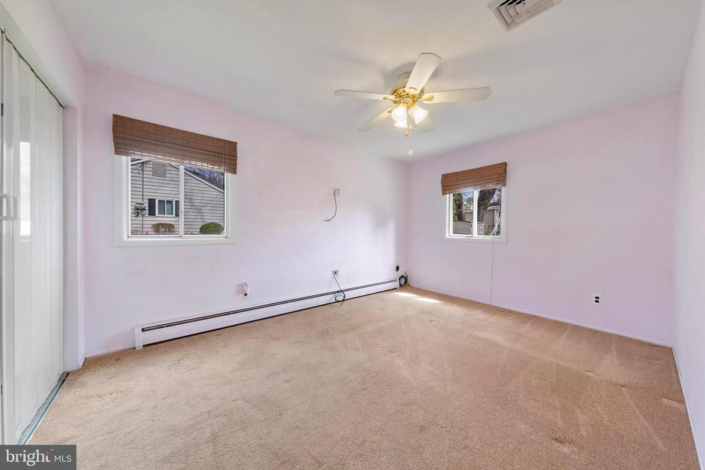 14 B HERON STREET S