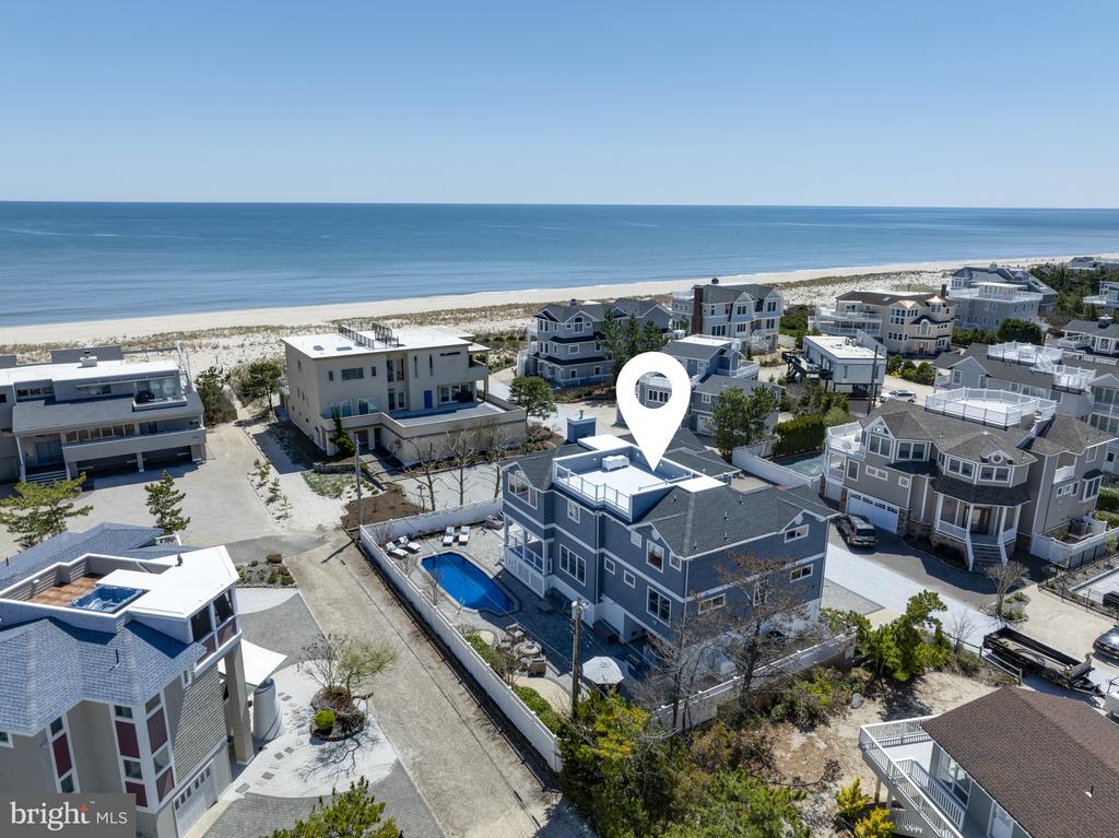 1013 - B LONG BEACH