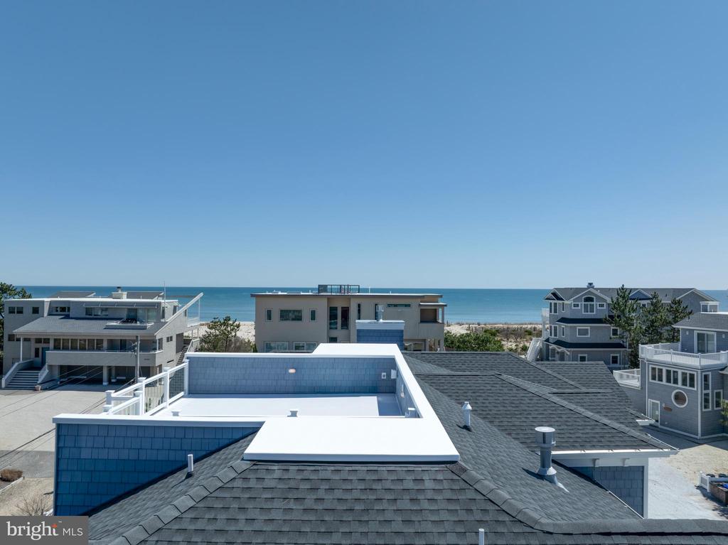 1013 - B LONG BEACH